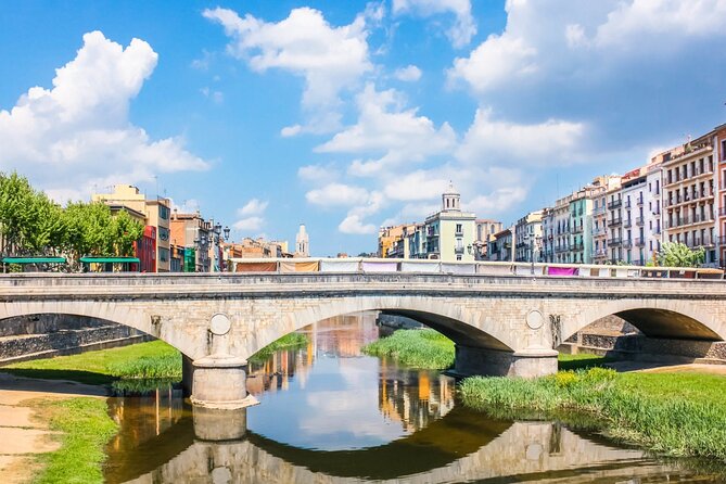 One Hour Game of Thrones Tour - Starting at Plaça de la Independència