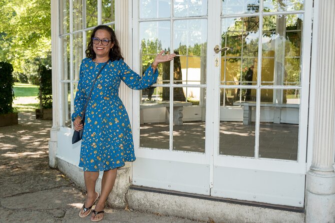 Original Sound of Music Full-Day Private Tour - Mirabell Gardens and the Do-Re-Mi steps