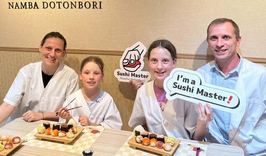 Osaka: Sushi Making in Spacious Studio (SAME-DAY OK!) - Learning sushi rice and basic preparation