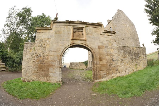 Outlander Blood of my Blood 3 location day tours from Edinburgh - A compact Outlander route from Edinburgh