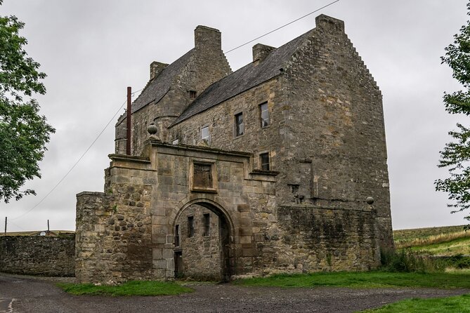 Outlander Filming Locations Day Tour from Edinburgh - Price, entry fees, and the real cost