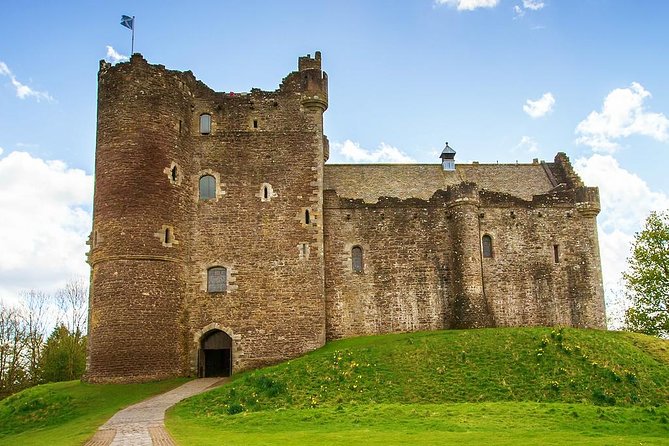 Outlander Luxury Private Day Tour from Edinburgh - What the private Mercedes van adds