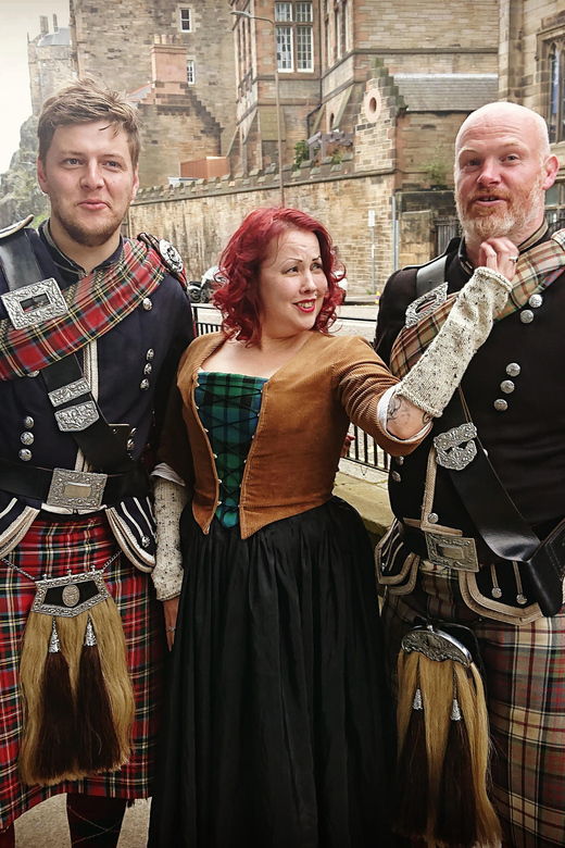 Outlander's Scotland Tour - Rebel Jacobite Tour - A guide who teaches, performs, and helps plan your day