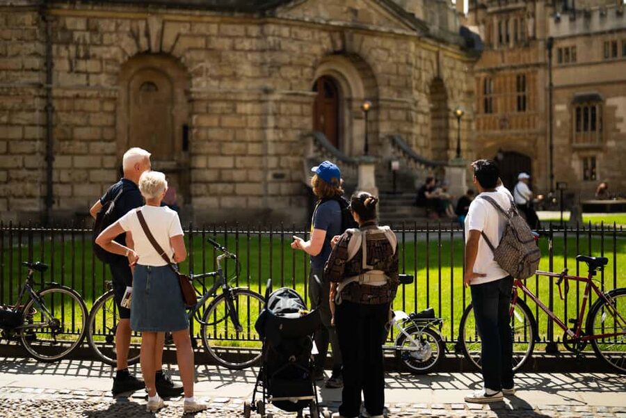 Oxford: Alumni-led Harry Potter Film Tour - Radcliffe Square and Oxford’s most dramatic setting
