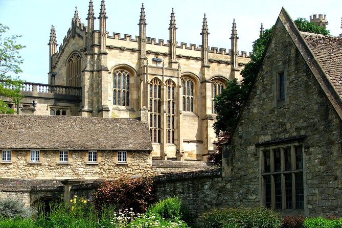 Oxford by Rail Day Tour with Harry Potter Insights Tour - Harry Potter sights with a real Oxford lesson