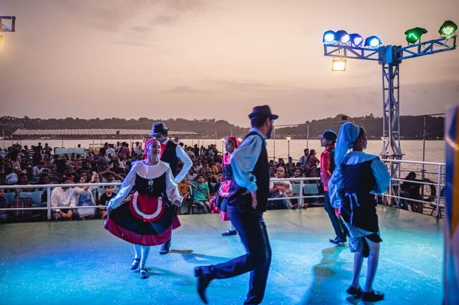 Panaji: Sunset Boat Party with Bollywood DJ and Dance Shows - What the $6 price really gets you