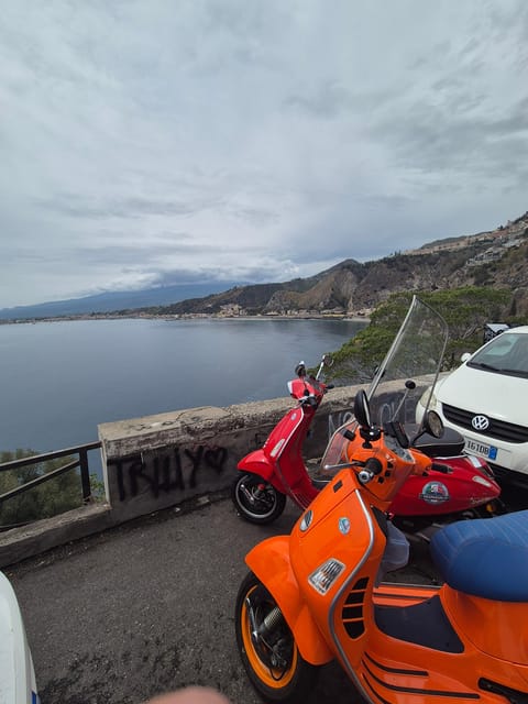 Panoramic Vespa tour of Taormina, Castelmola and White Lotus series locations - Riding from Giardini Naxos toward Taormina