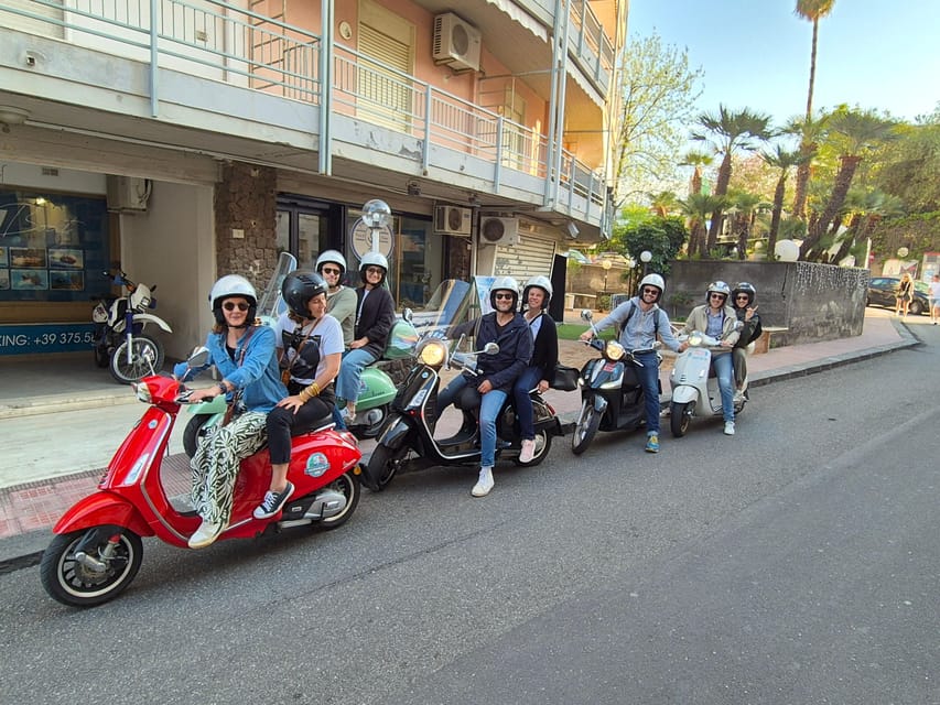 Panoramic Vespa tour of Taormina, Castelmola and White Lotus series locations - Starting in Giardini Naxos on Via Vulcano 9