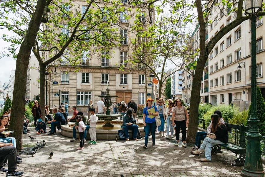 Paris: Emily TV Show Locations Guided Walking Tour - What the guides add to the experience