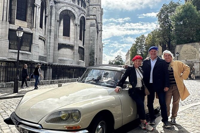 Paris TV Show Tour in a Open Top Vintage French Car Citroen DS - Montmartre by car, from Sacré-Cœur to the Moulin Rouge