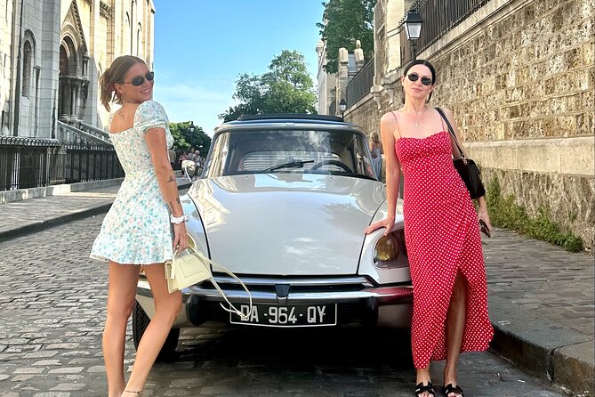Paris TV Show Tour in a Open Top Vintage French Car Citroen DS - The Arc de Triomphe and Eiffel Tower circuit