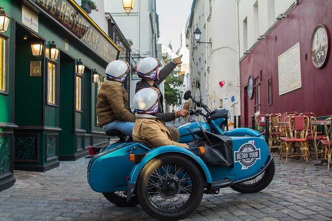 Paris Vintage Sidecar Tour – Emily in Paris highlights - Luxembourg Gardens and the Panthéon