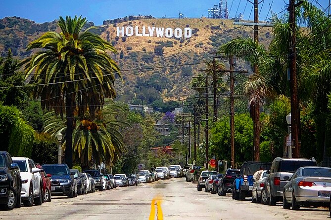 Perfect 5 ½ Hour LA & Hollywood Tour from Santa Monica - Lunch at a farmer’s market