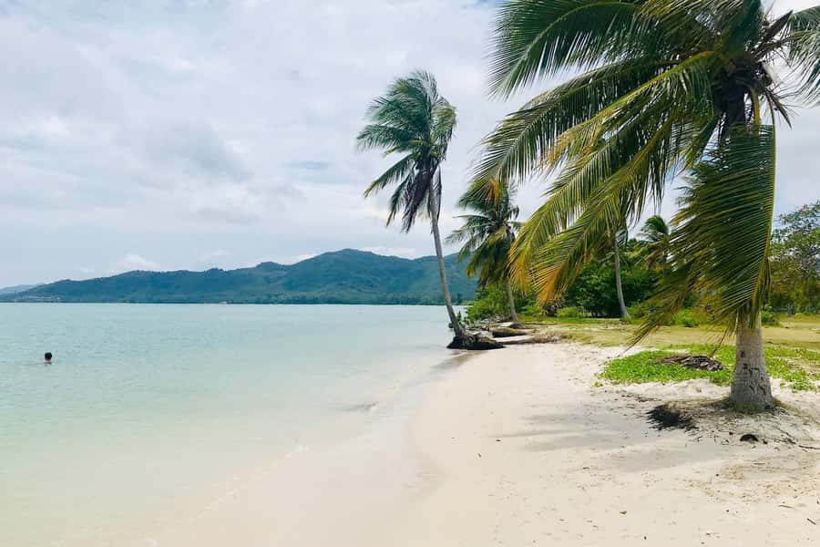 Phang Nga Bay: Early Bird James Bond & Beyond Tour - From Phuket breakfast to the open bay