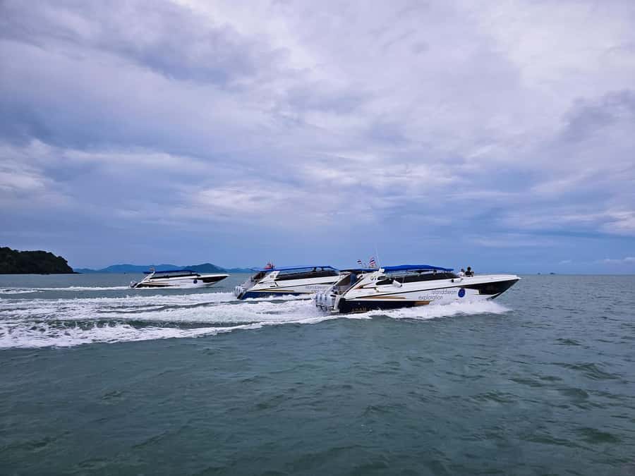 Phang Nga Bay: James Bond Island Kayak and Snorkeling Tour - Hong Island and the first close look at the karsts