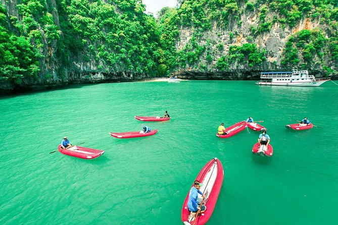 Phang Nga Bay (James Bond Island) & Monkey Cave · by Long tail Boat - Why a longtail boat changes the Phang Nga Bay day