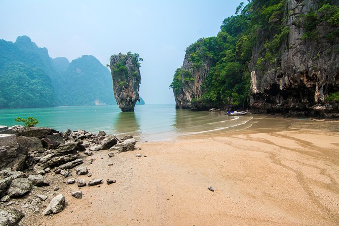Phang Nga Bay James Bond Tour Premium Tour - Koh Panak Cave adds a more enclosed view of the bay