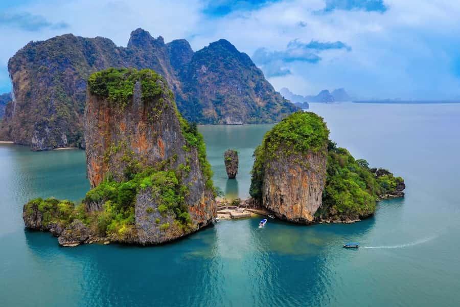 Phang-nga: James Bond Twilight Sea Canoe & Glowing Plankton - James Bond Island and lunch on the boat