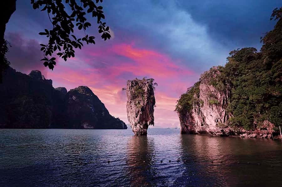 Phang-nga: James Bond Twilight Sea Canoe & Glowing Plankton - Panak Island and the hidden rooms