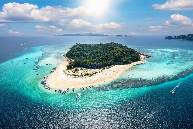 Phi Phi, James Bond & Krabi Overnight - Exclusive 2D1N - Railay Beach brings the first swim