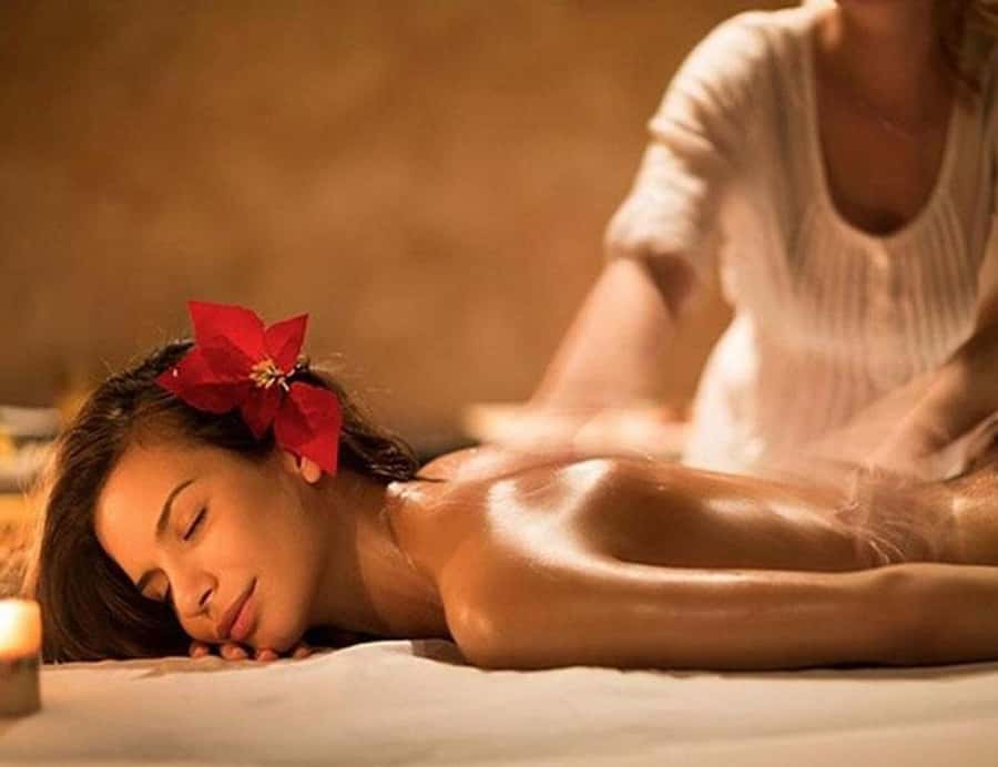 Phuket: Day Spa Crystal Sand On the Beach Treatment Package - Golden moor mud wrap for body care