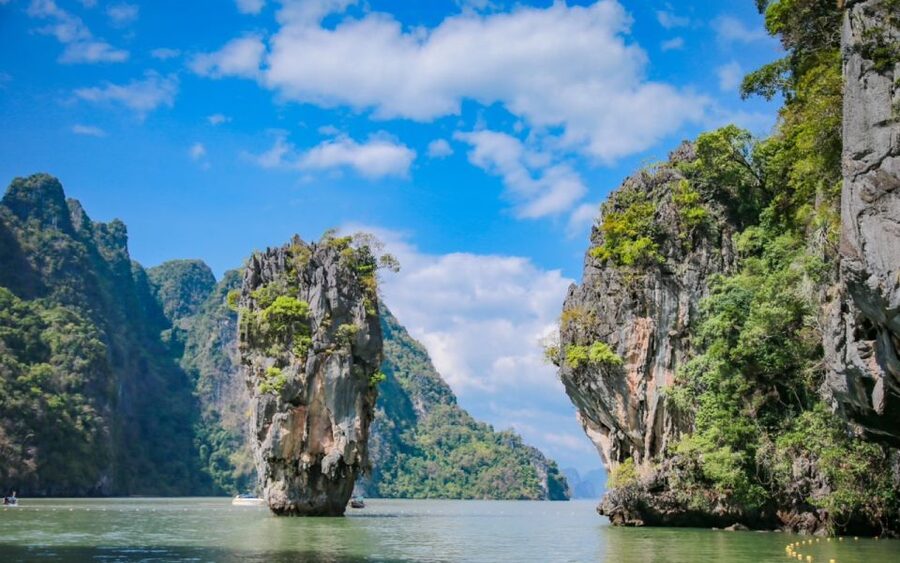 Phuket: James Bond and Laem Haad Beach by Speedboat - Phanak Island and the first limestone scenery