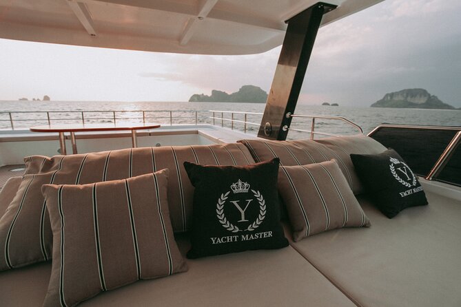 Phuket: James Bond Island and Phang Nga Bay by Premium Yacht - From your hotel to Ao Por Pier