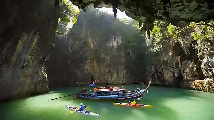 Phuket: James Bond Island Day Trip by Speed Boat with Lunch - Guides, group feel, and service