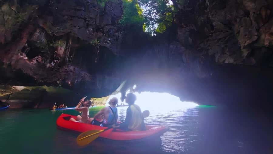 Phuket: James Bond Island Day Trip by Speed Boat with Lunch - Lunch and a walk through Panyee village
