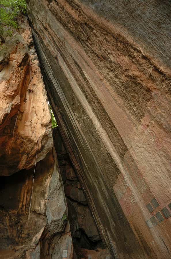 Phuket: James Bond Island, Floating Village Speedboat Tour - Ice Cream Cave and emerald water