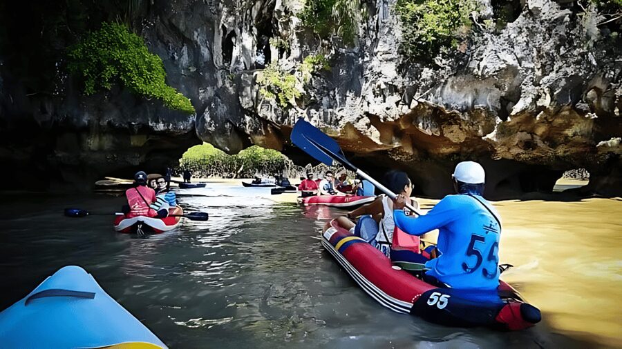 Phuket: James Bond Island Sea Canoe with lunch by Big Boat - James Bond Island, the famous stop