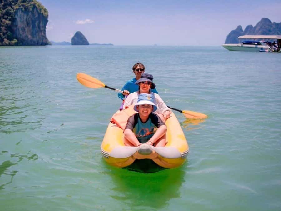 Phuket: James Bond Island Speedboat Tour with Canoeing - Lunch and a walk around Panyee Island