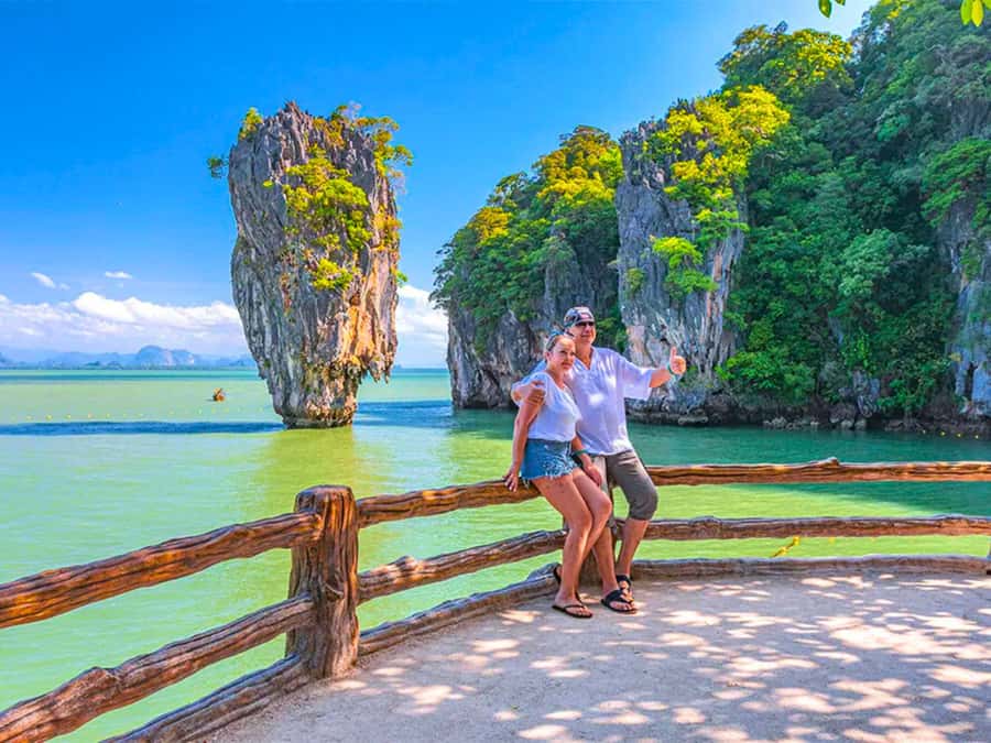 Phuket: James Bonds Island with Lunch and Sea Cave Canoe - Hong Island and the first canoe passage