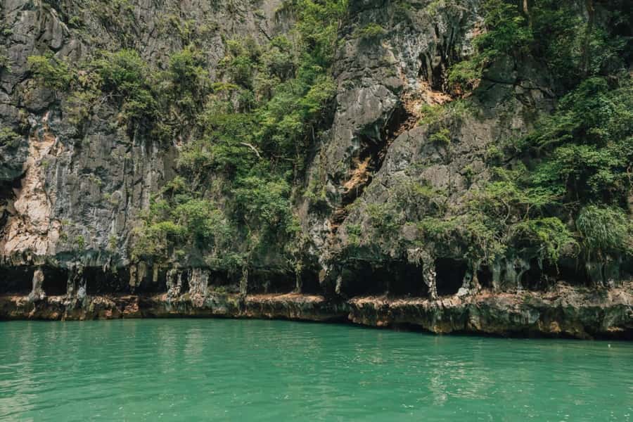 Phuket: Premium Day Trip to James Bond - Naka Island - Rang Yai Island and the final swim