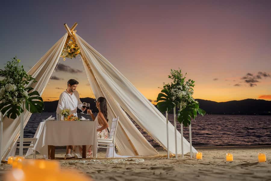 Phuket: Romantic Dinner on Cape Panwa Beach - A romantic table on Cape Panwa