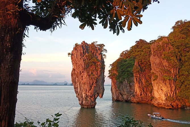 Phuket Sunset Big Boat Trip To Phang Nga Bay & James Bond Island - Thai food, snacks, and drinks on board