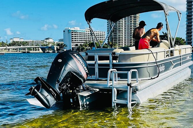 Pontoon Boat 26ft (12pp/115Hp) - Hollywood - FLL - SunBoat rental - Cruising the Intracoastal on your own