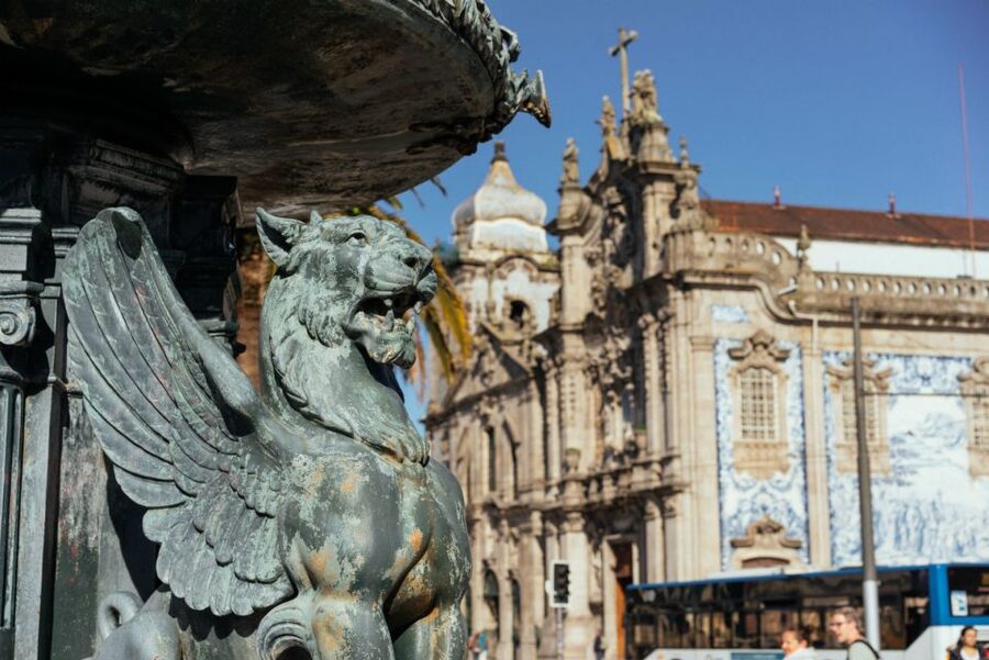 Porto: Harry Potter’s Inspiration Tour - Starting beneath São Bento’s clock
