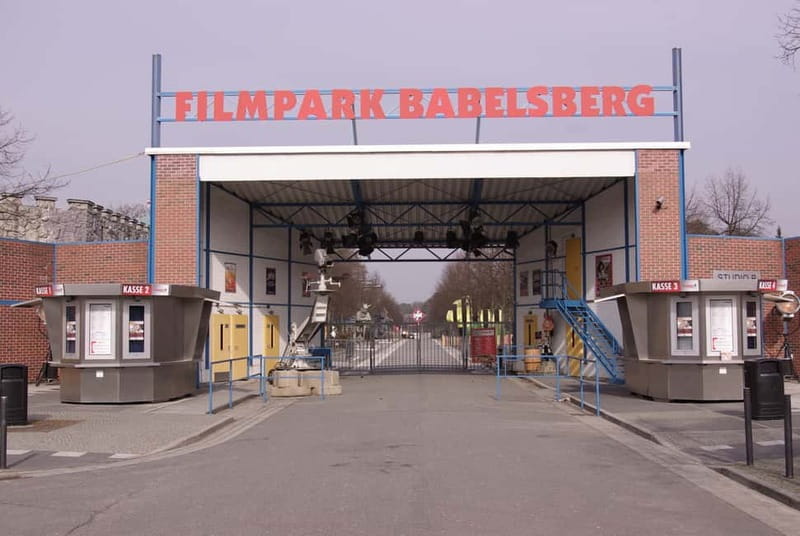 Potsdam-Babelsberg: 5-Hour-Tour "Film-History" by VW-Bus - The Boulevard of Stars and the Berlinale connection