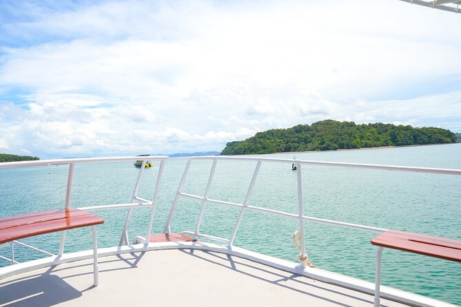 Premium James Bond Island by Big Boat with Canoeing - Panak Island and its cave passages