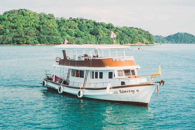 Premium James Bond Island by Big Boat with Canoeing - Food, service, and the feel of a large group