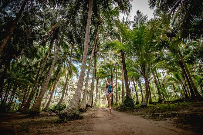 PREMIUM James Bond & Phang Nga bay & 2 Canoes - Why Phang Nga Bay works so well as a day trip
