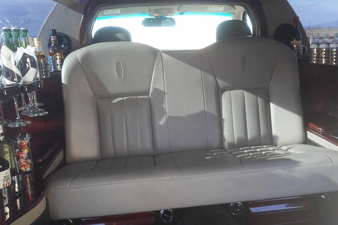 Private 4-Hour Limo Tour of Los Angeles and Beaches - Beverly Hills, Greystone, and movie-location stops