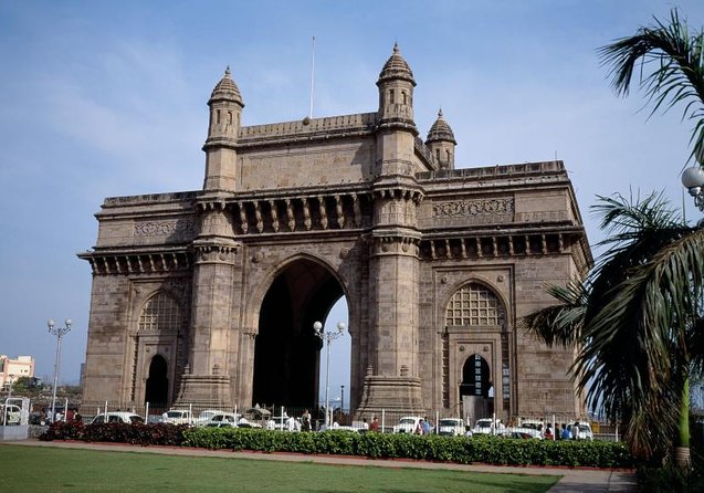 Private Bollywood Tour With Sightseeing Tour Of Mumbai - Key points at a glance