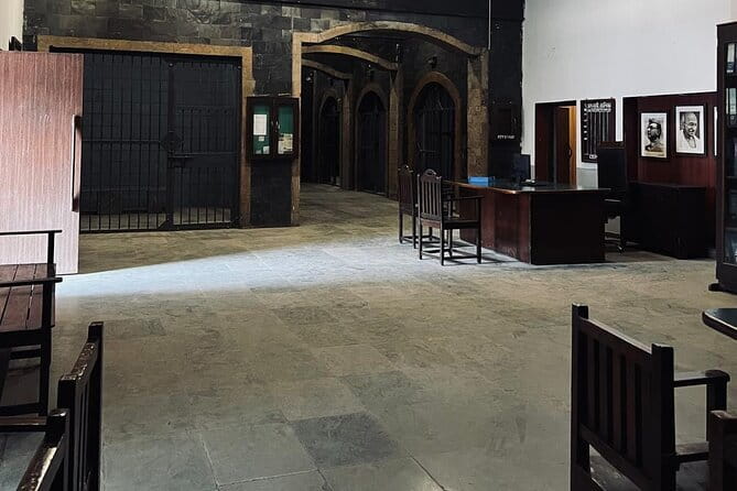 Private Bollywood Tour with Transport - Inside the studio: where movies take shape