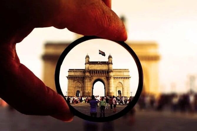 Private Bollywood Tour with Transport - Costumes, props, and makeup