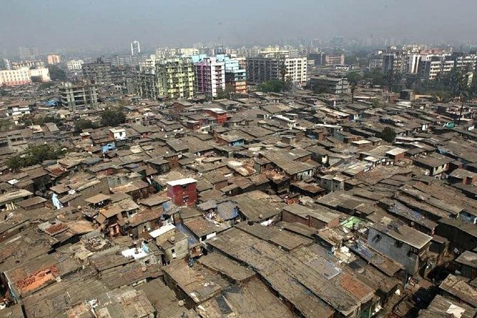 Private Bollywood with Slum Tour Inclusive of Guide and Transport - Why this Mumbai pairing works