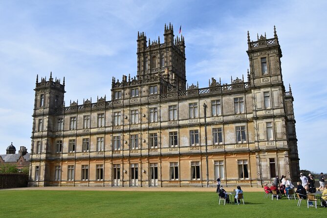 Private Downton Abbey Tour to Highclere Castle With Lunch Stop - Key points at a glance