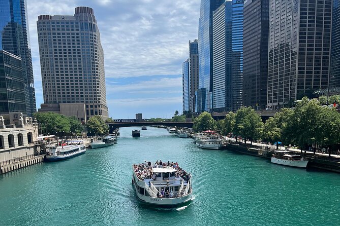 Private Downtown Chicago TV and Movie Sites Guided Walking Tour - Why these movie locations make a good Chicago introduction