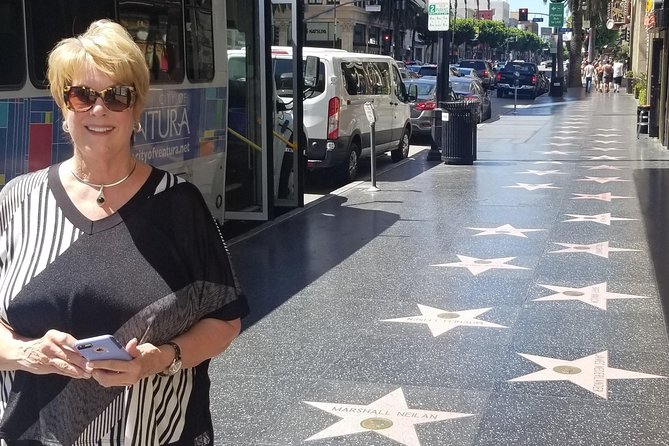 Private Full-Day Hollywood and Santa Monica Tour with Pickup - What the guide adds to the drive